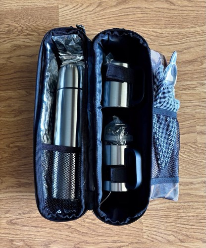 Camo Insulated Thermos Set 2 Stainless Mugs Spoons & Carry Bag Perfect Condition