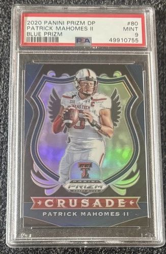 2020 Panini Prizm DP Crusade Blue Prizm Patrick Mahomes II Chiefs #80 PSA 9
