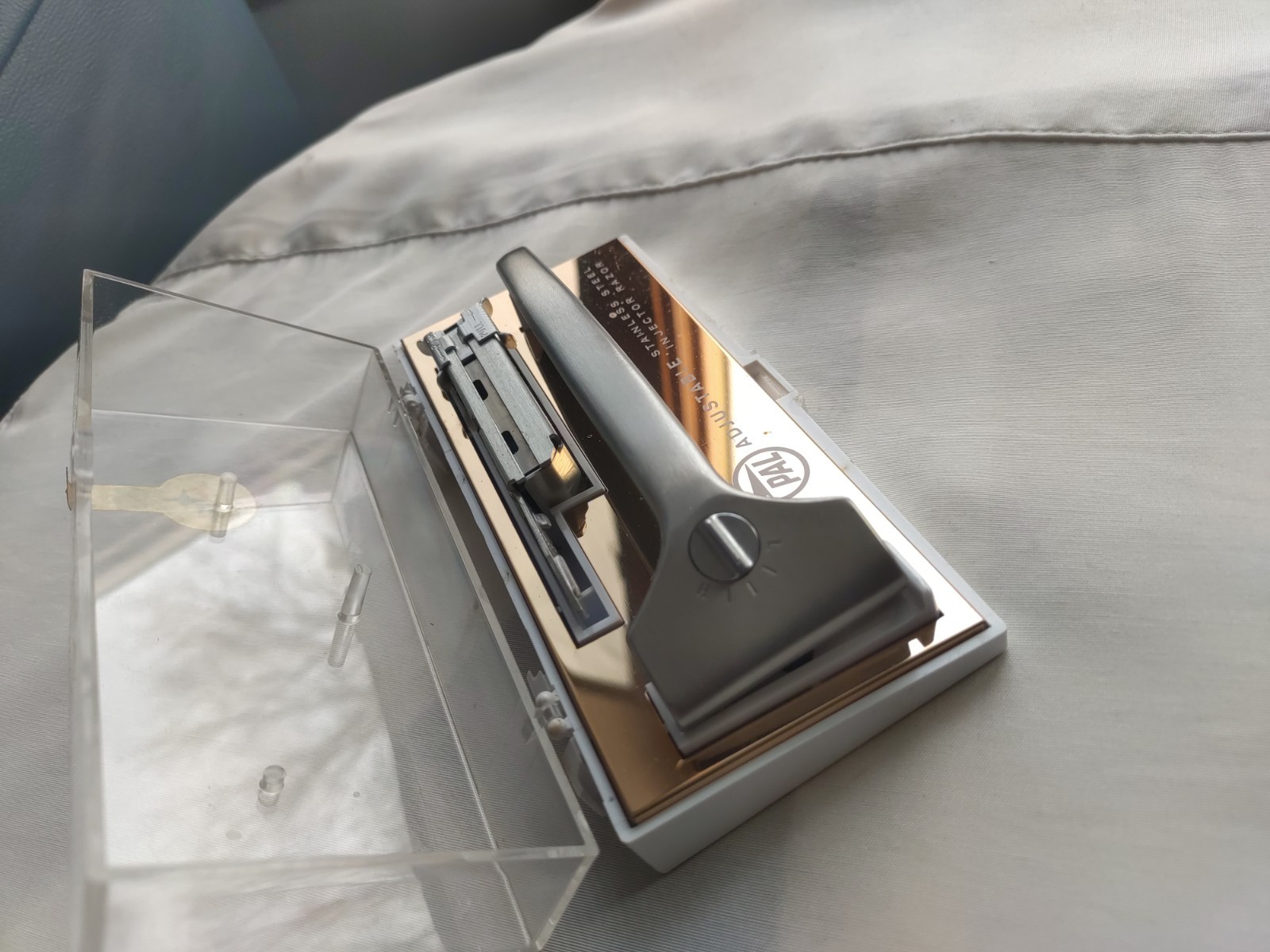 In Original Case Pal Stainless Steel Dial Adjustable Injector SE Safety Razor