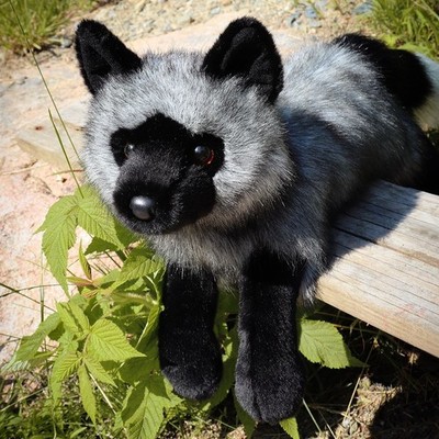   New DOUGLAS CUDDLE TOYS Stuffed Plush SILVER FOX STERLING Fluffy Fur Animal