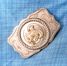 Western Bucking Horse Belt Buckle Cowboy Scroll Rope Edge Vintage 80s  .SHY606