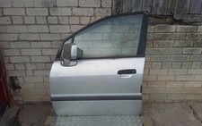 Porte avant et accessoires Mitsubishi SPACE WAGON