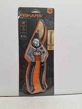 Fiskars 1" Angle Head Titanium Pruner 9840