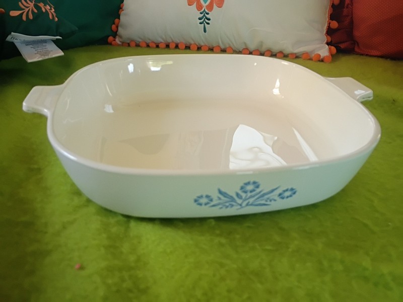vtg Blue Corn Flower Corning Ware 10"  P-10-B Casserole Dish