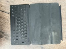 Apple Smart Keyboard for iPad Pro 9.7 inch - Black - good condition with smudges