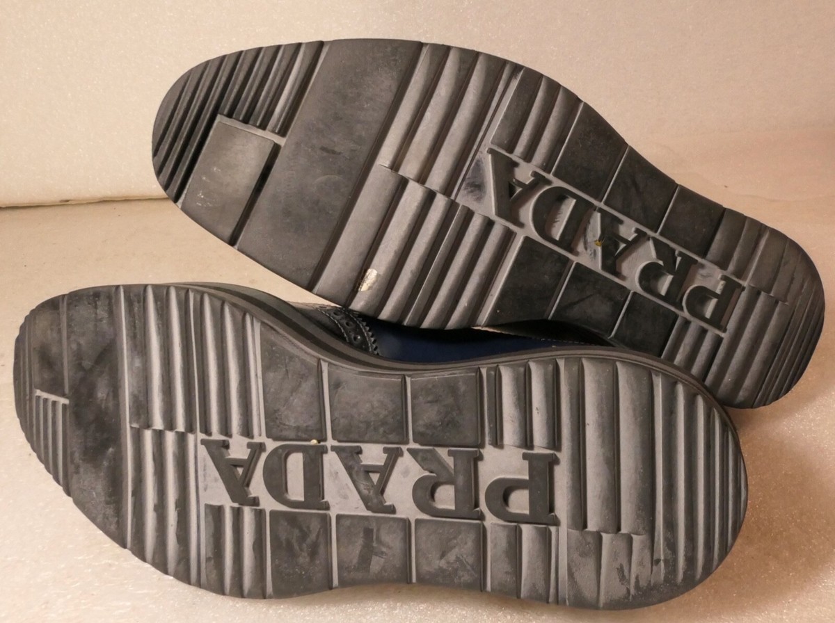 PRADA スライダー ペッレ スカモシアタ Prada Rubber Slides | Saks Fifth Avenue