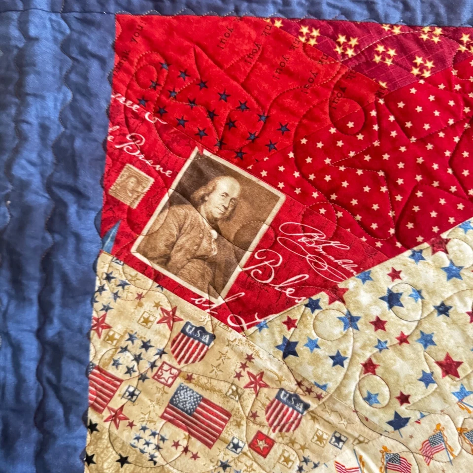 Colcha de colo patriótica feita à mão americana estrelas e listras EUA assinada em excelente estado usado 60x60" - Imagem 3 de 4