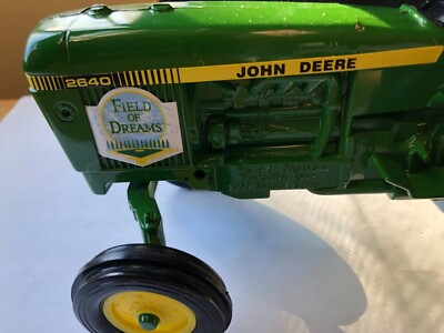 John Deere ''2640'' Field of Dreams Special Edition by Ertl in 1:16th scale  NIB