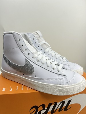 Blazer Mid '77 ESS Women s Sz 6 White/Metallic Silver-Sail DQ7574 100 Fast Ship