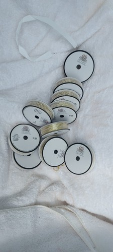 the ribbon boutique 50 yards gold white 1/8 - Picture 6 of 7