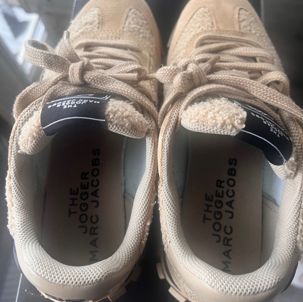 Marc Jacobs The Jogger Sneakers Teddy Logo Embroidered Lace Up Low image 4
