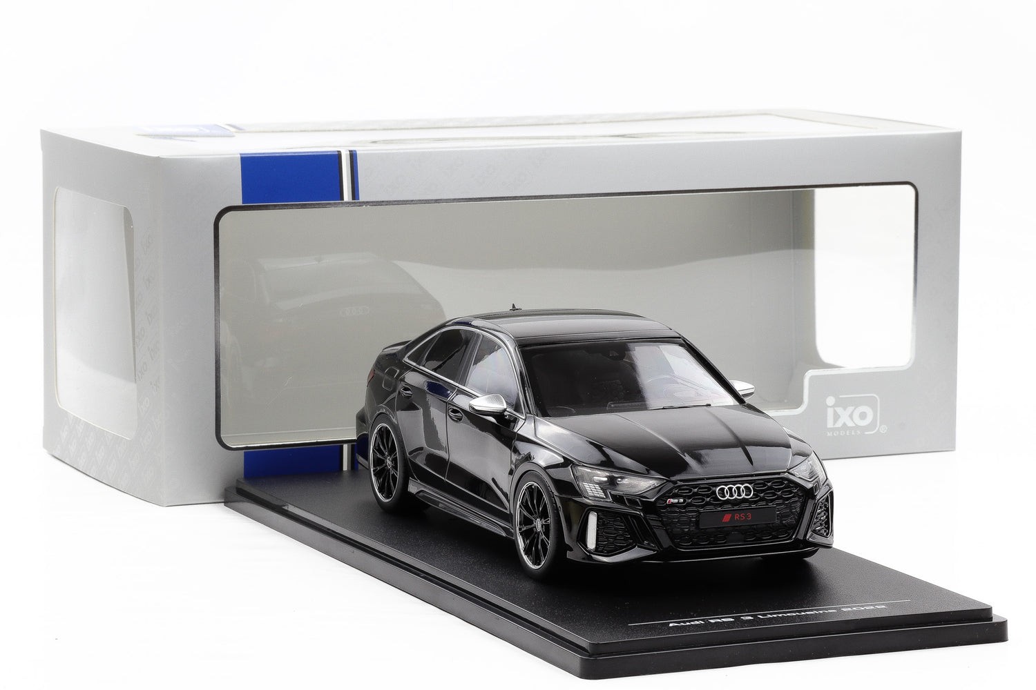 1:18 IXO Audi RS3 Sedan Type 8YA 2022 Black Diecast