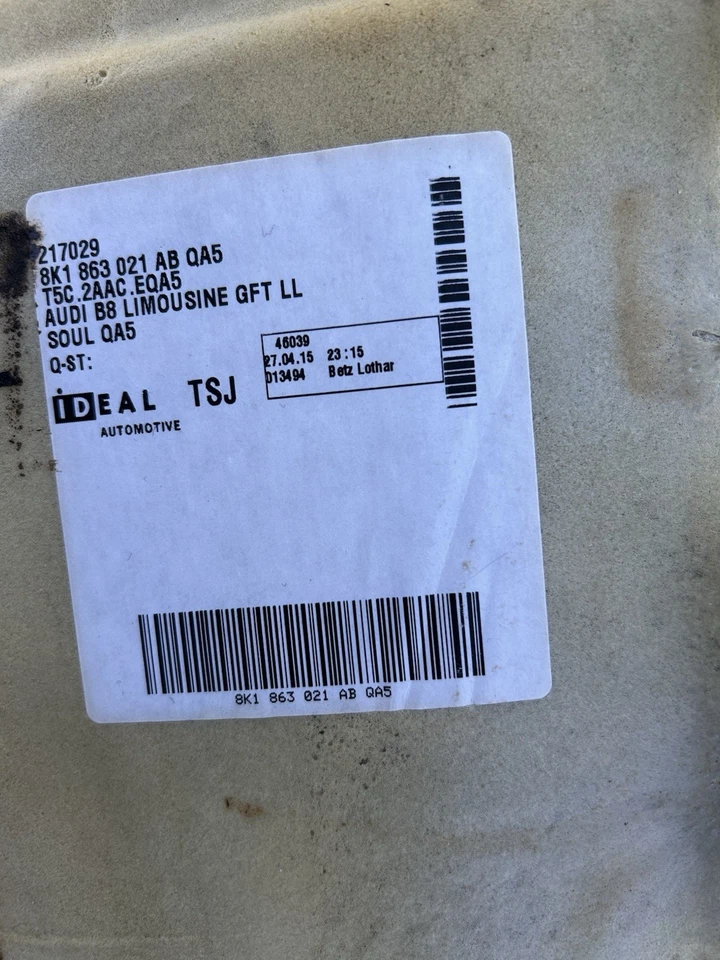 Alfombrilla interior Audi A4 S4 2010-16 8K1-863-021 - negra OEM Foto 4 de 4