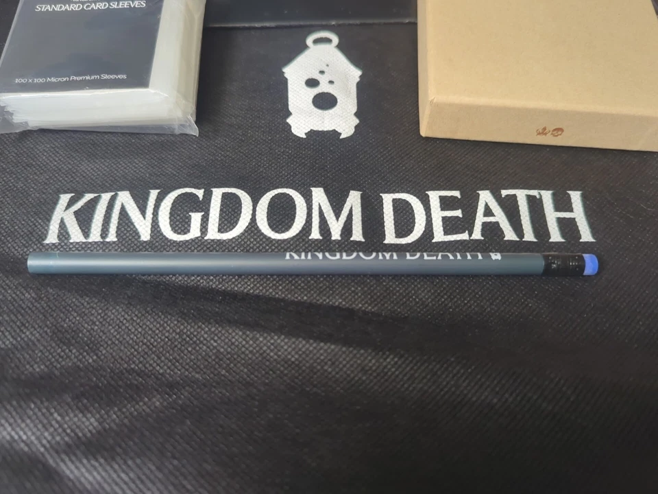 Kingdom Death GenCon 2025 Convención Evento Swag Bolsa Regalo COMPLETA Foto 3 de 4