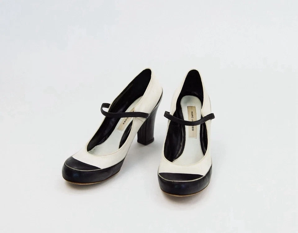 Vintage Marc Jacobs Black White Mary Jane Pumps Heels 2005 Y2K Silk Leather 8 US - Image 2 of 4