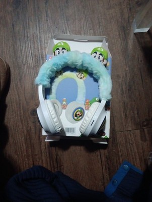 Nintendo Super Mario Bluetooth Wireless Headphones, Kids Volume Safe, NIB!