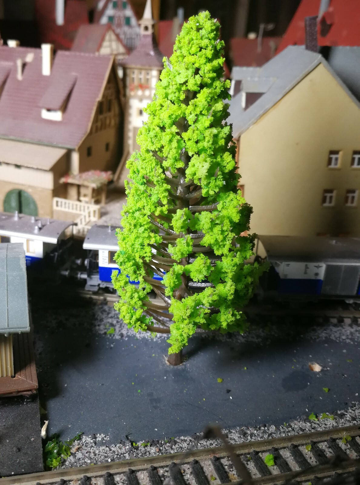 Picture 4 of 12