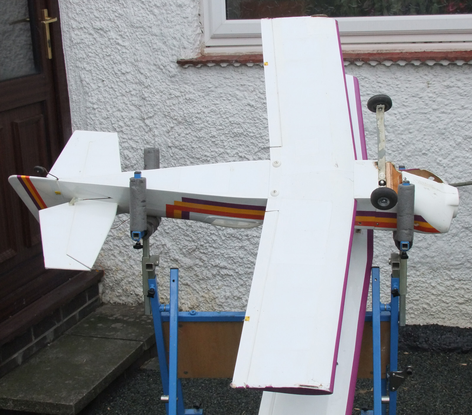 Great Planes Ultimate biplane 44" ws Complete with servos but no engine