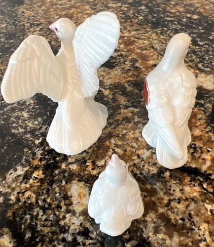 Bone China DOVE Family White Mini Vtg Japanese Figures - Picture 5 of 12
