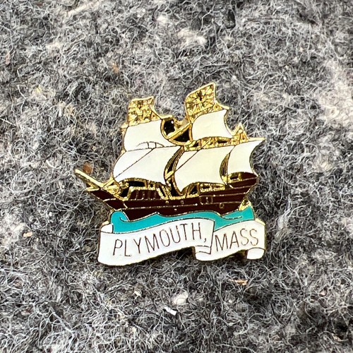 Vintage Souvenir Enamel Pin Back Tall Ship Mayflower Plymouth Massachusetts