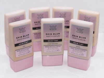 MAKEUP REVOLUTION XX REVOLUTION SKIN BLUR SOFT FOCUS DEMI-MATTE FINISH SKIN TINT - CHOOSE SHADE
