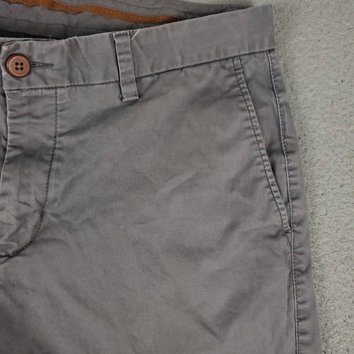 Tommy Bahama Shorts Mens 34 Gray Stretch Casual Flat Front Chino Logo - Picture 3 of 10