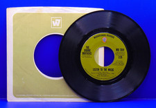 THE DOOBIE BROTHERS  Listen To The Music  45 RPM  WARNER BROS. 7619  NEAR MINT+