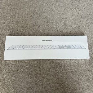 Apple Magic Wireless Keyboard with Numeric Keypad (US English) A1843 MQ052LL/A