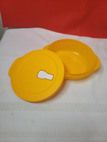 NUEVO Tupperware CrystalWave Almuerzo Microondas Plato Redondo 4.25 Taza AMARILLO 2640 - Imagen 5 de 5