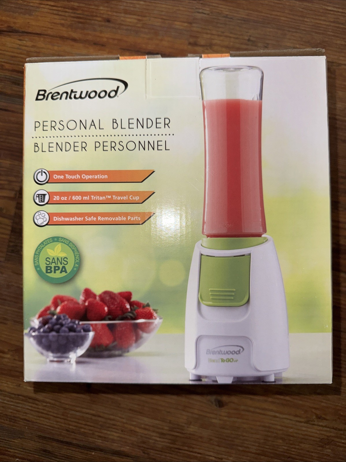 Brentwood Blend To Go Personal Blender 20 Ounce NIB green/wh