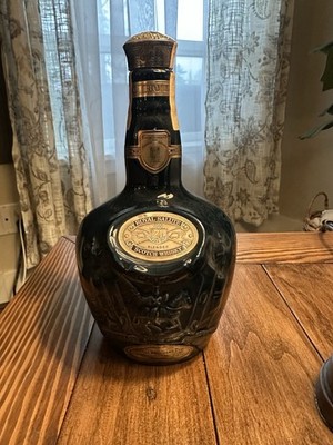 VTG Royal Salute Scotch Whiskey Decanter Blue Chivas Regal Wade .