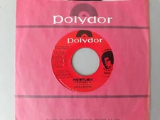 JAMES BROWN, HUSTLE / DEAD ON IT ORIGINAL 45 1974 EX clean sound