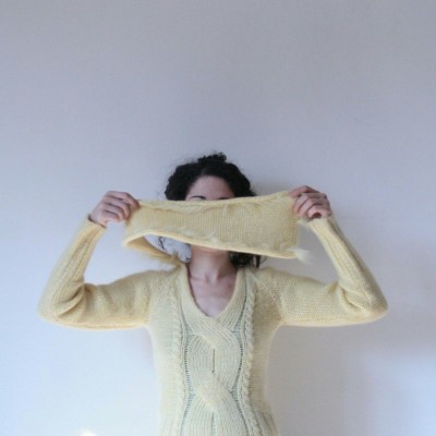 Maglione Roberto Cavalli giallo tenue con fili dorati in lurex UK