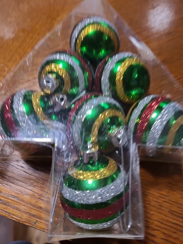  Hallmark Keepsake Plastic Boxed Ornament Set of 7.  1.75"