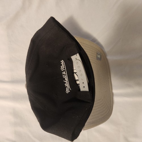 Hat - Picture 3 of 3