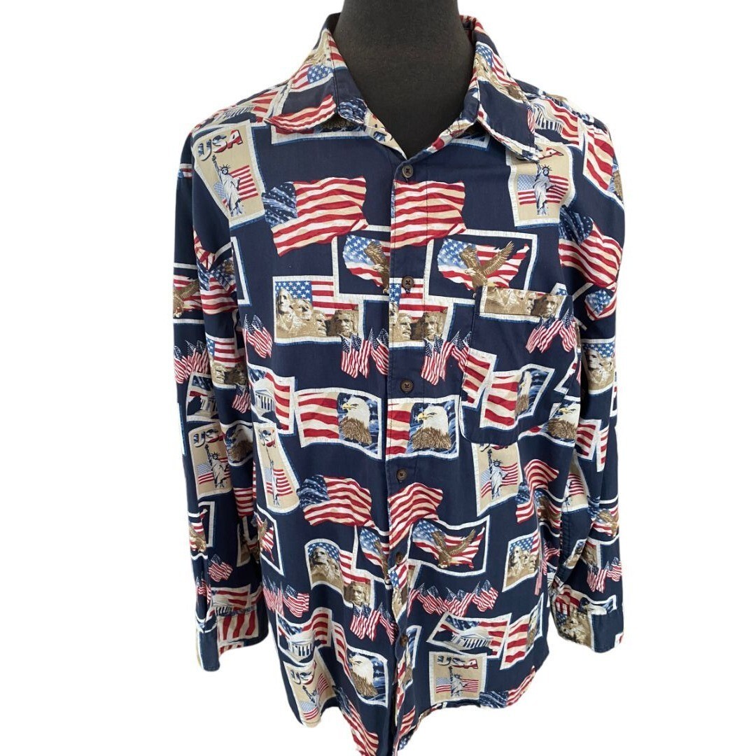 XXL Cotton Traders Sport American Flag Print Button D… Gem
