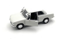 Modellauto BMW 2002 Ti 1:34-39 Weiß Miniatur Fahrzeug