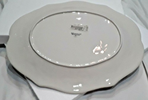 FITZ & FLOYD TOWN & COUNTRY RED/WHITE WINTER SCENE CHRISTMAS PLATTER IN BOX - Picture 8 of 12