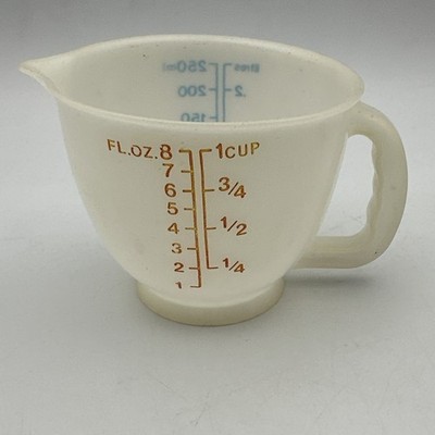 Tupperware Tupper Toys Mini Liquid Measuring Cup