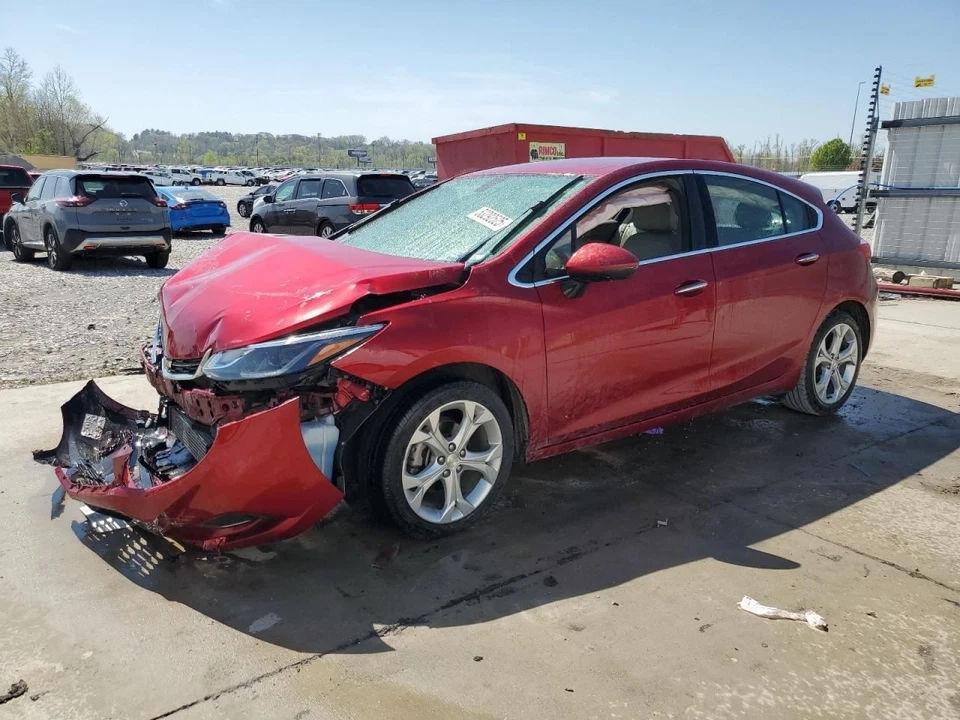 2017 Chevrolet Cruze Left Rear Door Shell 4DR HTBK Red Used Local Pickup Only Foto 2 de 4