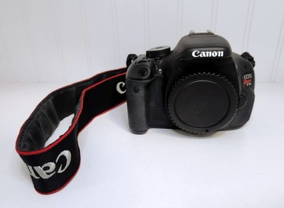 Canon EOS Rebel T3i / EOS 600D 18.0MP DSLR Camera - Black (Bundle w/lenses)