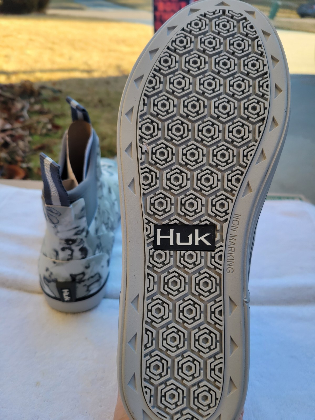 HUKS Fishing Boots. Mens 9