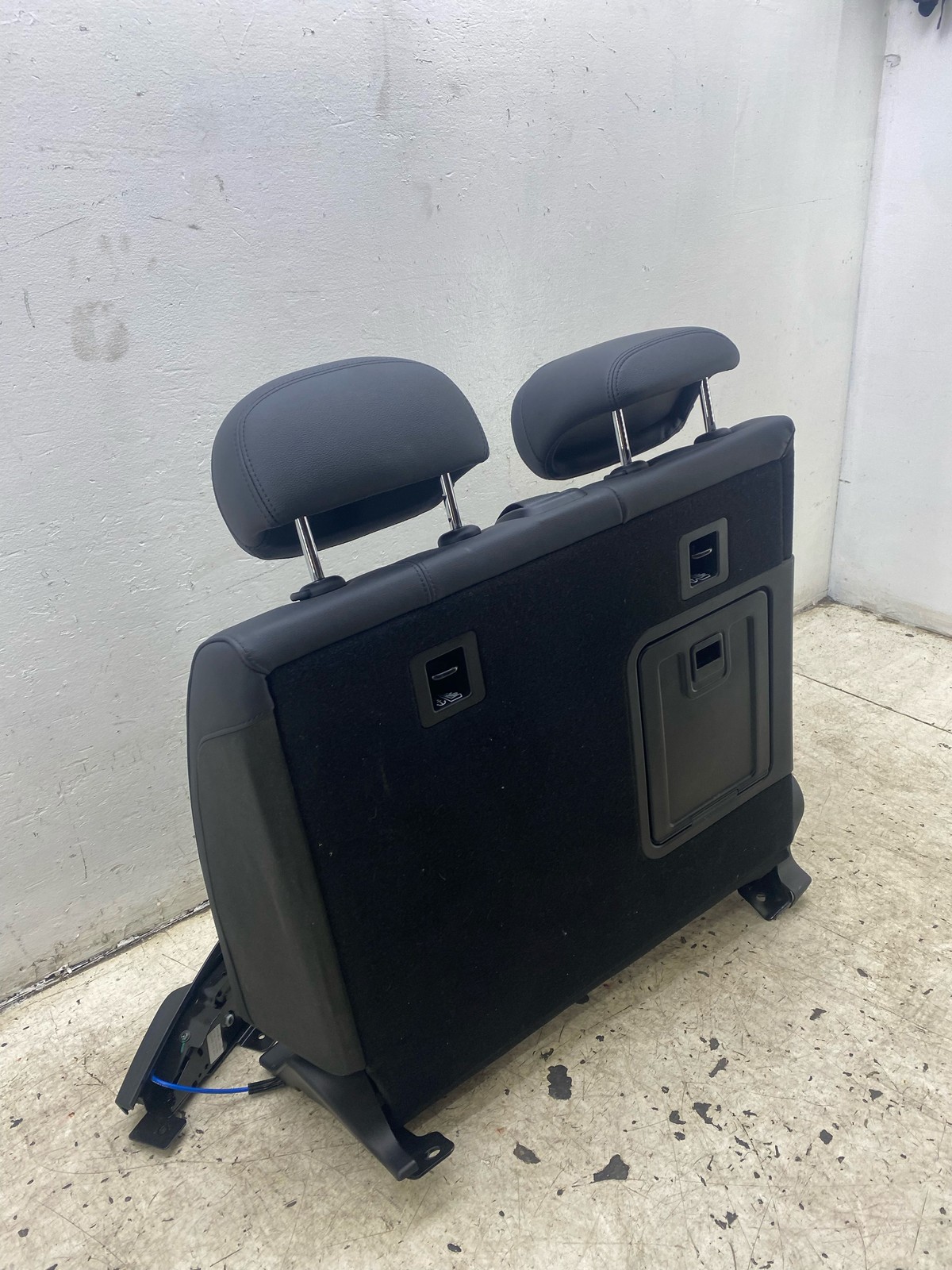 2017-2024 MASERATI LEVANTE REAR LEFT UPPER SEAT CUSHION LEATHER BLACK INT(IBK)