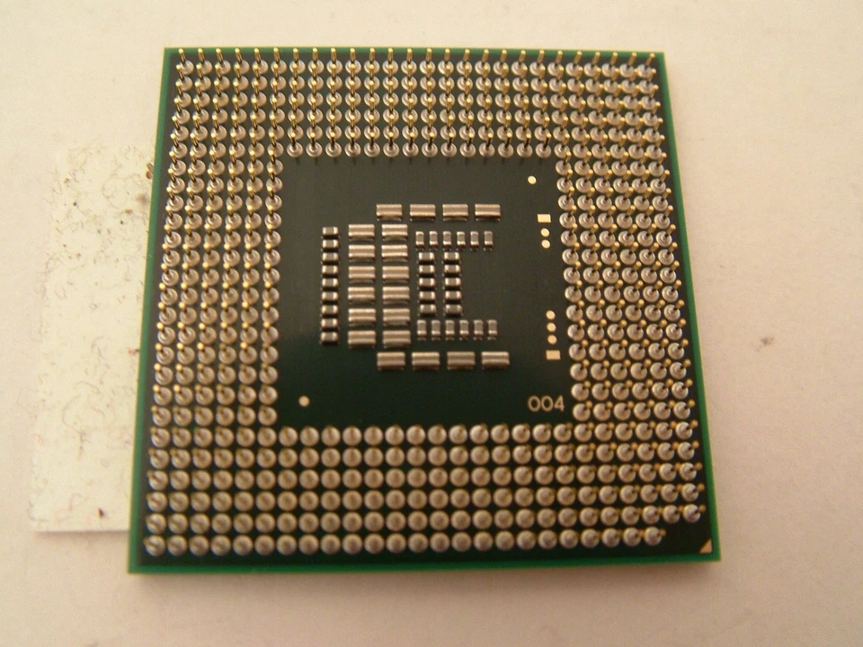 Intel Inspiron 1545 1440 Laptop Processor G210M Pentium T4200 2.0GHz 800MHz 1MB - Image 2 of 3