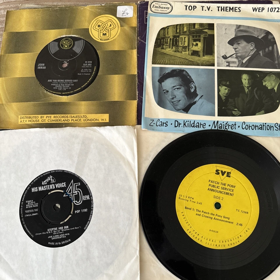 Job Lot 7" vinyl singles - Theme Tuned Children’s Novelty Comedy Etc - Image 3 of 4