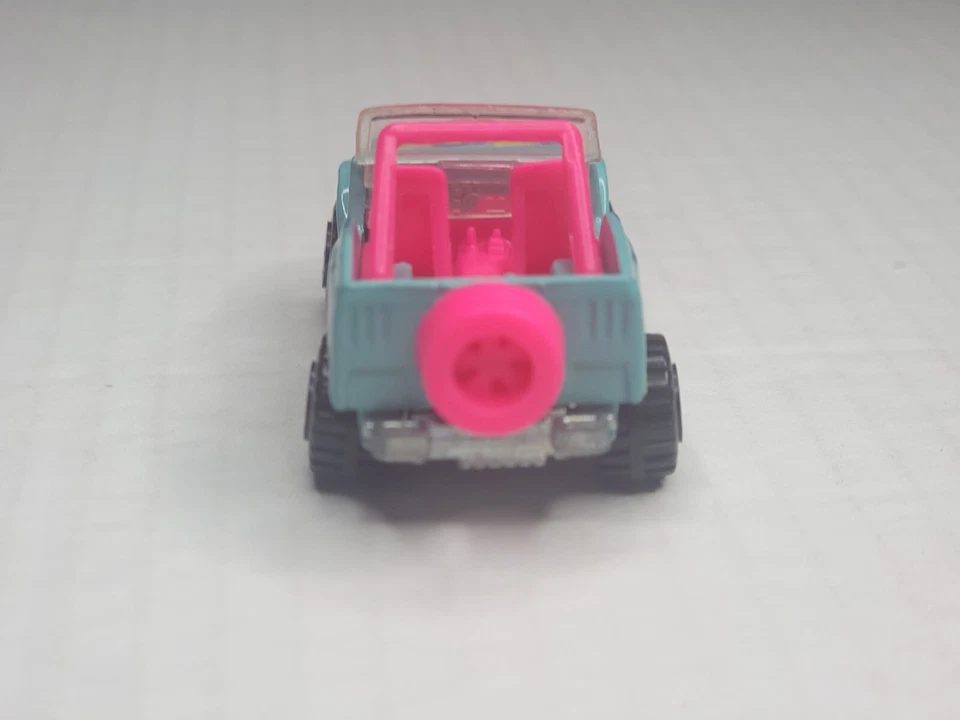 Vintage Hot Wheels 1990 Trailbuster Jeep Pink/Blue Diecast #110 Mattel Car - Image 3 of 4