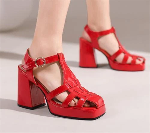 Vestido Feminino Casual Sapatos Bombas Biqueira Fechada Salto Alto Bloco Sandálias Slingback Tamanho Pequeno - Imagem 2 de 4