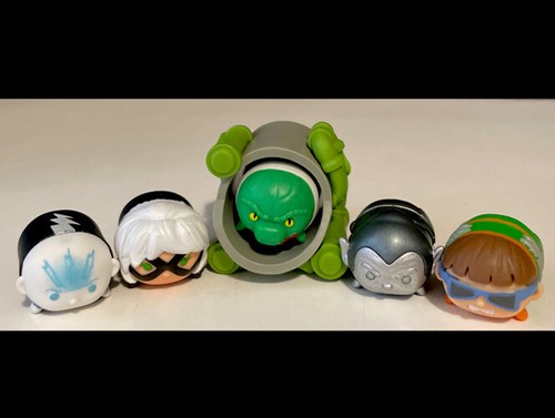 Marvel Tsum Tsum BLACK CAT ELECTRO DOC OCK LIZARD GOBLIN MEDIUM Figures & Stand - Picture 9 of 9