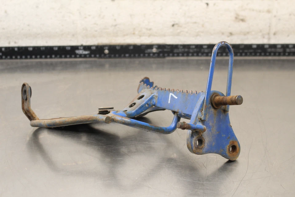 Suzuki Quadrunner 160 LT160 1991 2x4 reposapiés izquierdo clavija paso A395 Foto 3 de 4