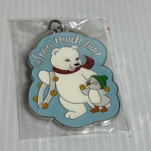 Hallmark Keepsake 2022 SNOW MUCH FUN Keychain Polar Bear & Penguin Pals